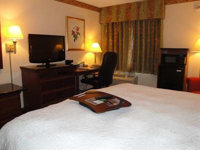 фото отеля Hampton Inn Rocky Hill
