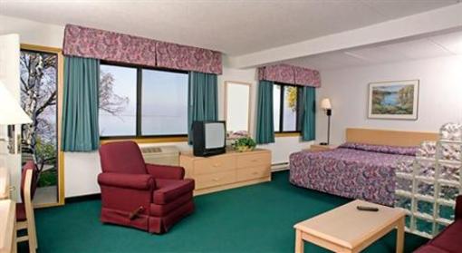 фото отеля AmericInn Ashland