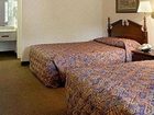 фото отеля Travelers Inn and Suites Forest City