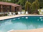 фото отеля Travelers Inn and Suites Forest City