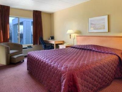 фото отеля Howard Johnson Lansing