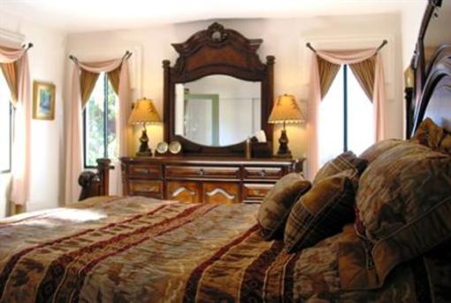 фото отеля Topanga Canyon Inn Bed and Breakfast