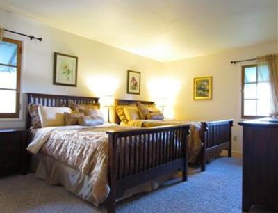 фото отеля Topanga Canyon Inn Bed and Breakfast