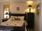 фото отеля Topanga Canyon Inn Bed and Breakfast