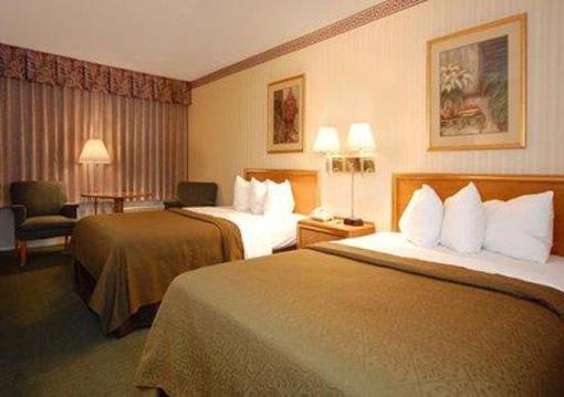 фото отеля Quality Inn Dutch Inn