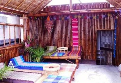 фото отеля Be Beez Cafe & Guest House
