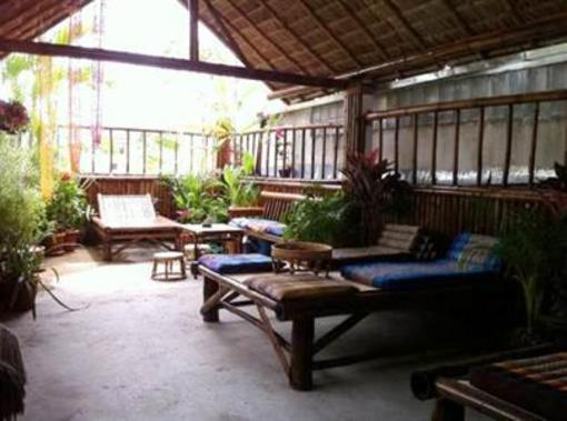 фото отеля Be Beez Cafe & Guest House