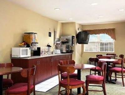фото отеля Microtel Inn and Suites Thomasville
