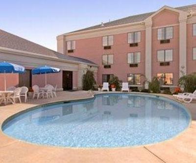 фото отеля Days Inn and Suites Poteau