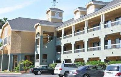фото отеля Oak Tree Inn Monrovia