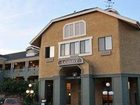 фото отеля Oak Tree Inn Monrovia