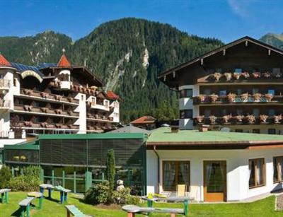 фото отеля Aparthotel Strass