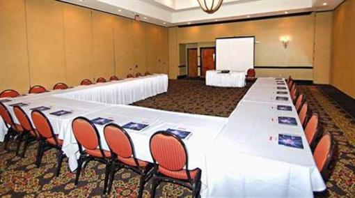 фото отеля Hilton Garden Inn Kankakee