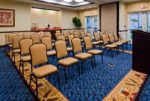 фото отеля Holiday Inn Express Hotel & Suites Miami-Kendall