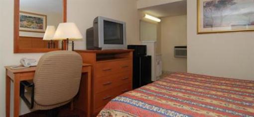 фото отеля Americas Best Value Inn - Niantic East Lyme