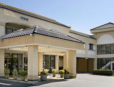 фото отеля Days Inn & Suites Artesia