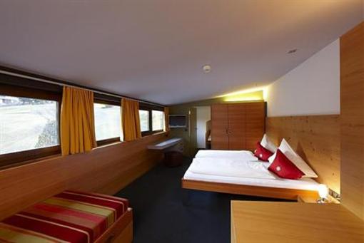 фото отеля Familienhotel Mateera