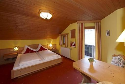 фото отеля Familienhotel Mateera