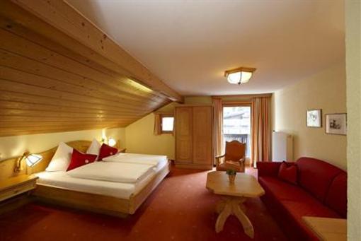 фото отеля Familienhotel Mateera