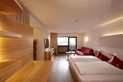 фото отеля Familienhotel Mateera