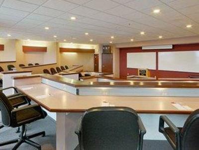 фото отеля Ramada Ithaca Executive Conference Center