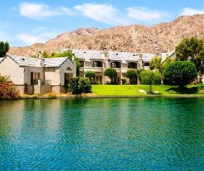фото отеля Lake La Quinta Inn