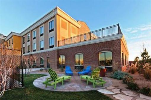 фото отеля Holiday Inn Express Suites Wolfforth