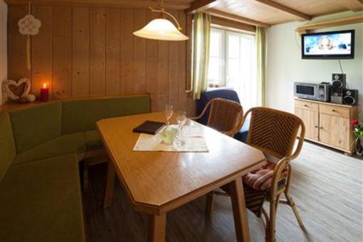 фото отеля Hotel Cafe Ferienhaus Ilius Fieberbrunn