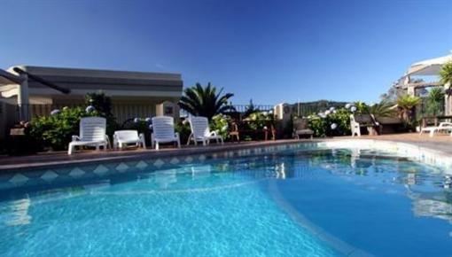 фото отеля Breakers Motel Whangamata