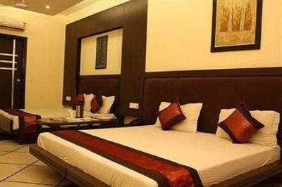 фото отеля Hotel Apra International