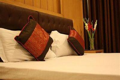 фото отеля Hotel Apra International