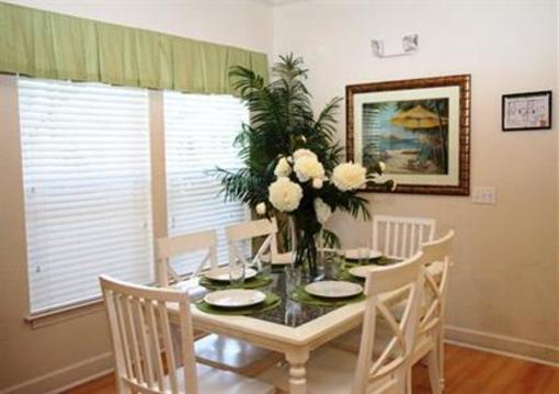 фото отеля Lucaya Village by CND Holiday Homes
