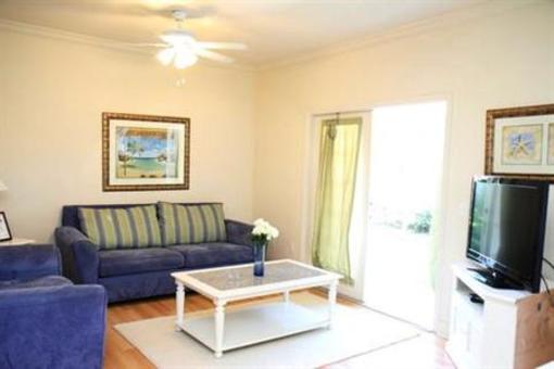 фото отеля Lucaya Village by CND Holiday Homes