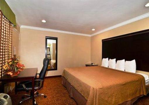 фото отеля Rodeway Inn Mission Valley