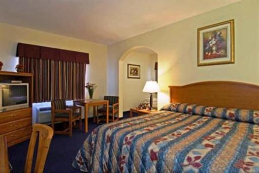 фото отеля Americas Best Value Inn & Suites-Bush Int'l Airport