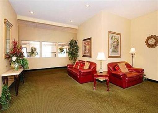 фото отеля Candlewood Suites Joplin Hotel
