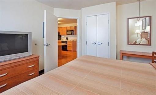 фото отеля Candlewood Suites Joplin Hotel