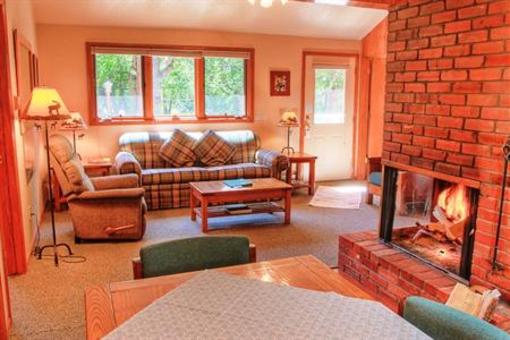 фото отеля McGregor Mountain Lodge