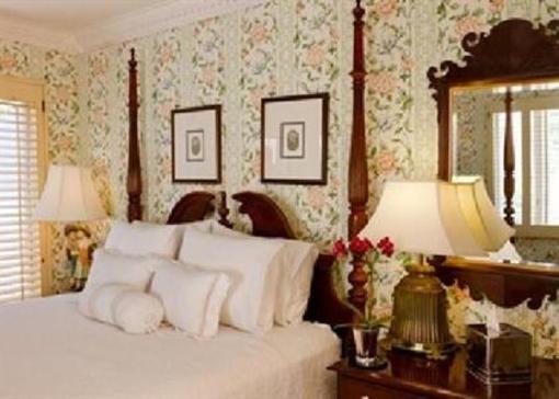 фото отеля The Bed and Breakfast Inn at La Jolla