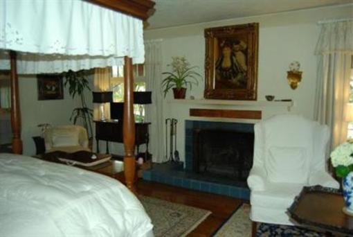 фото отеля The Bed and Breakfast Inn at La Jolla