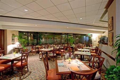 фото отеля Crowne Plaza Los Angeles International Airport Hotel