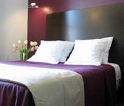 фото отеля Hotel Canal Aigues-Mortes