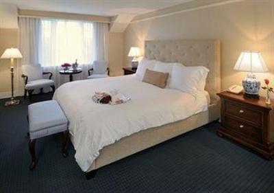 фото отеля The Simsbury Inn