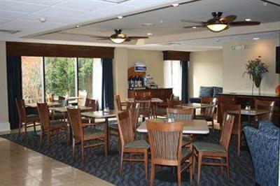 фото отеля Hampton Inn Seaford