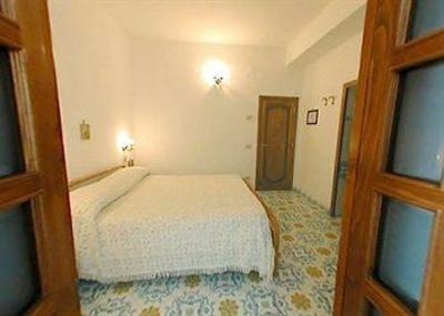 фото отеля Hotel Smeraldo Praiano