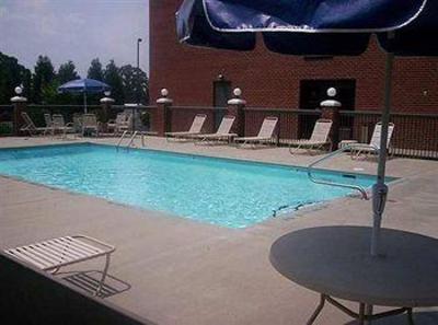 фото отеля Hampton Inn Roxboro
