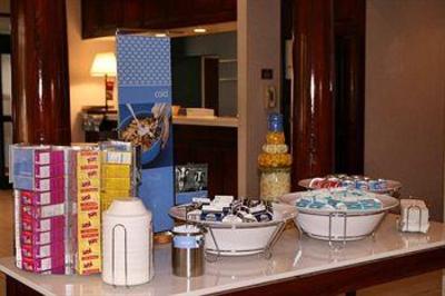 фото отеля Hampton Inn Roxboro