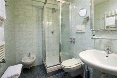 фото отеля Iris Hotel Genoa