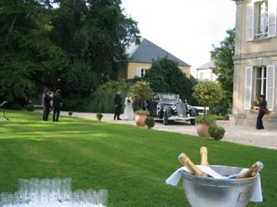фото отеля Chateau La Cheneviere