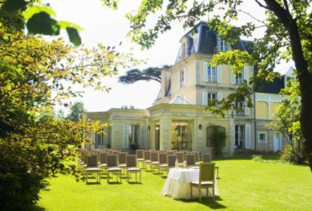 фото отеля Chateau La Cheneviere